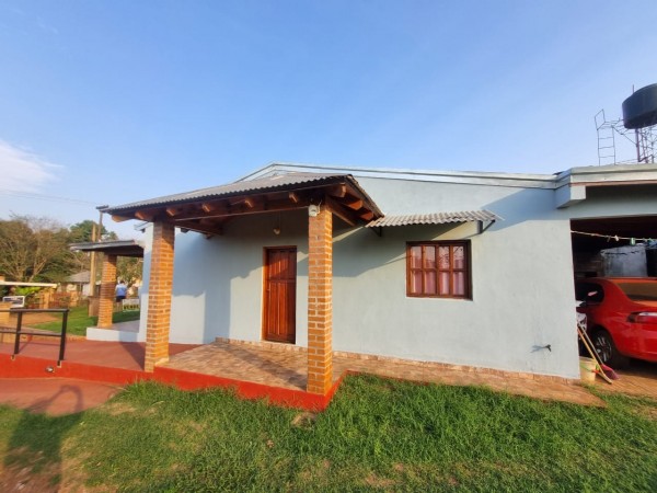 Lote con 3 Casas