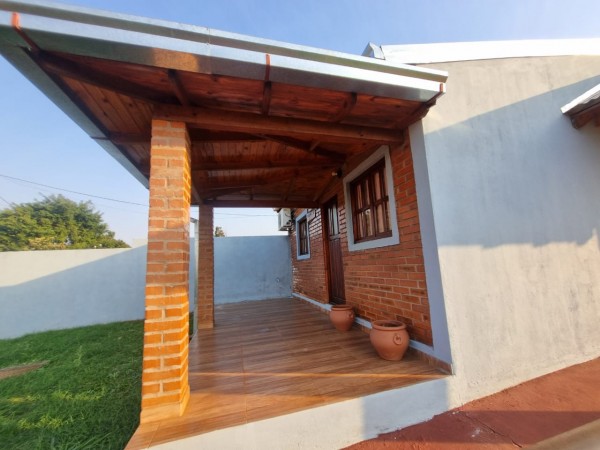 Lote con 3 Casas