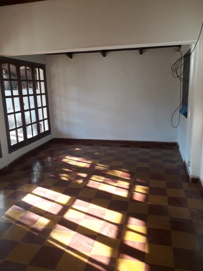 Vende Casa Leandro N. Alem