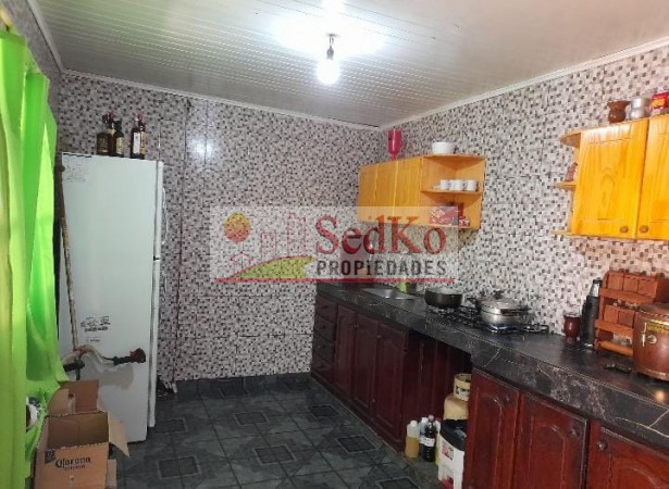 VENDE VIVIENDA UNIFAMILIAR