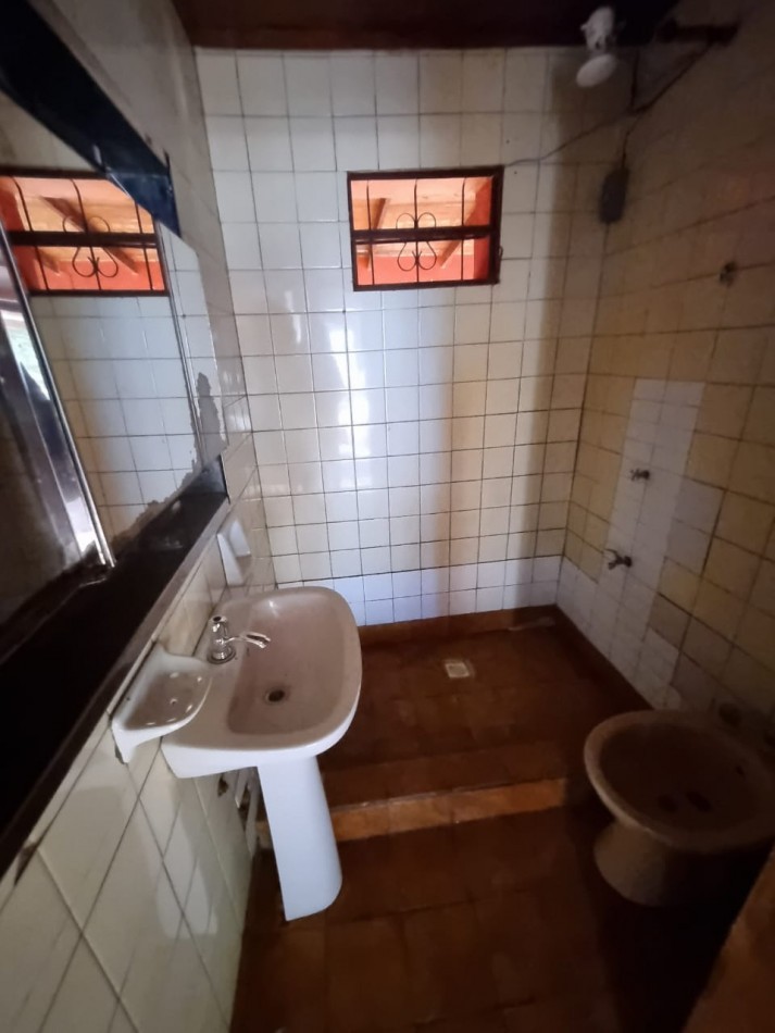 CASA UNIFAMILIAR